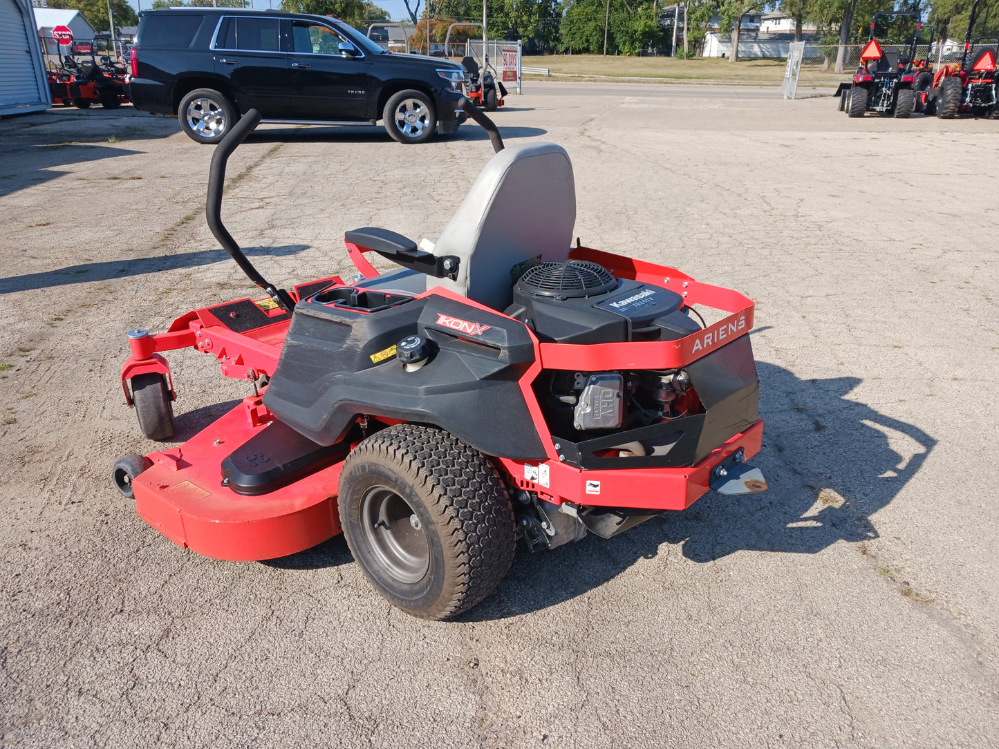 2019 Ariens Ikon 52"