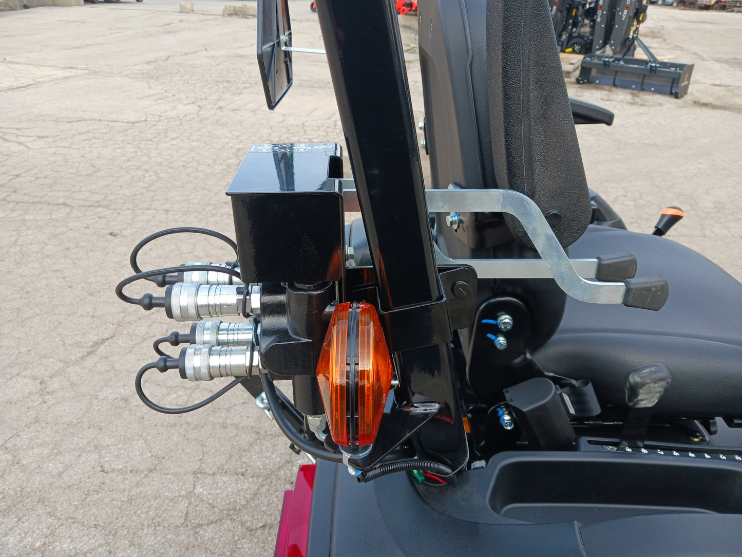 Yanmar SA325 w/ Front Loader