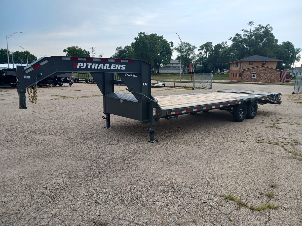 PJ Trailers LQ Gooseneck