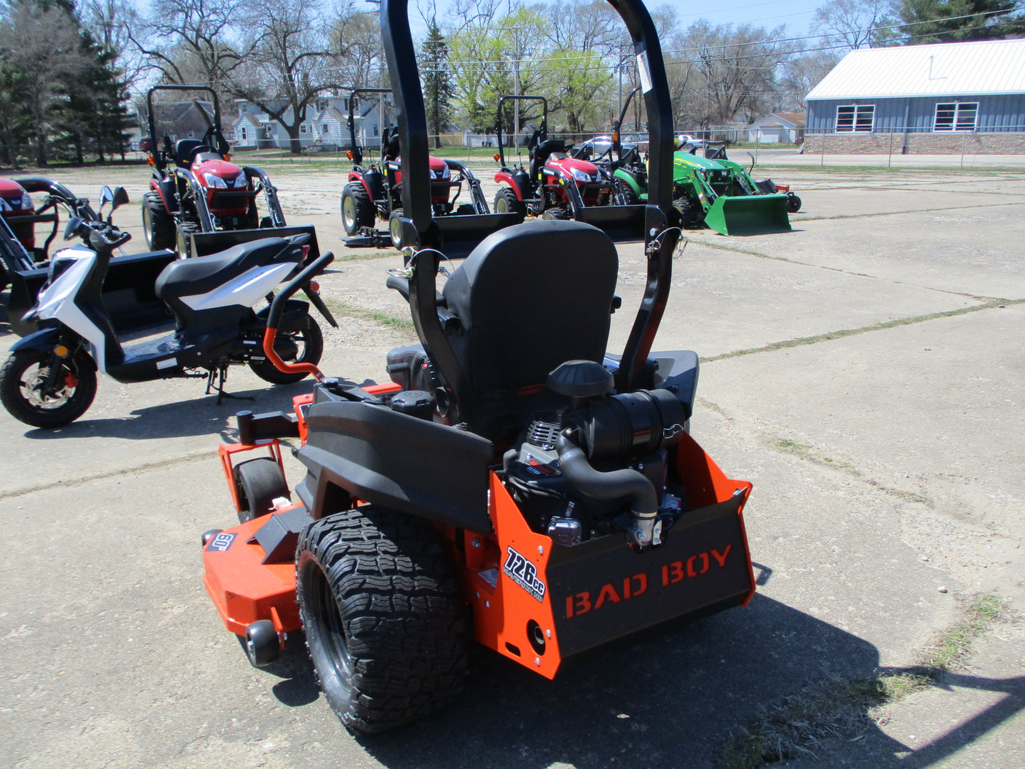 2025 Bad Boy Maverick HD