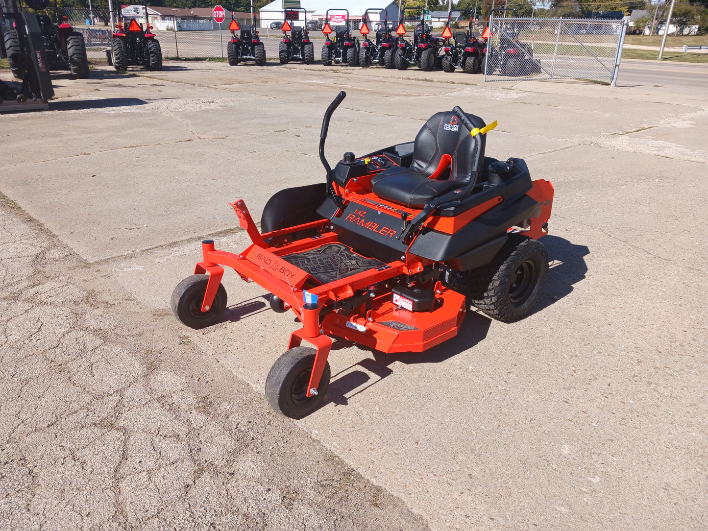 Bad Boy MZ Rambler Zero Turn Package – Big Tex Trailer + 80V Trimmer & Blower