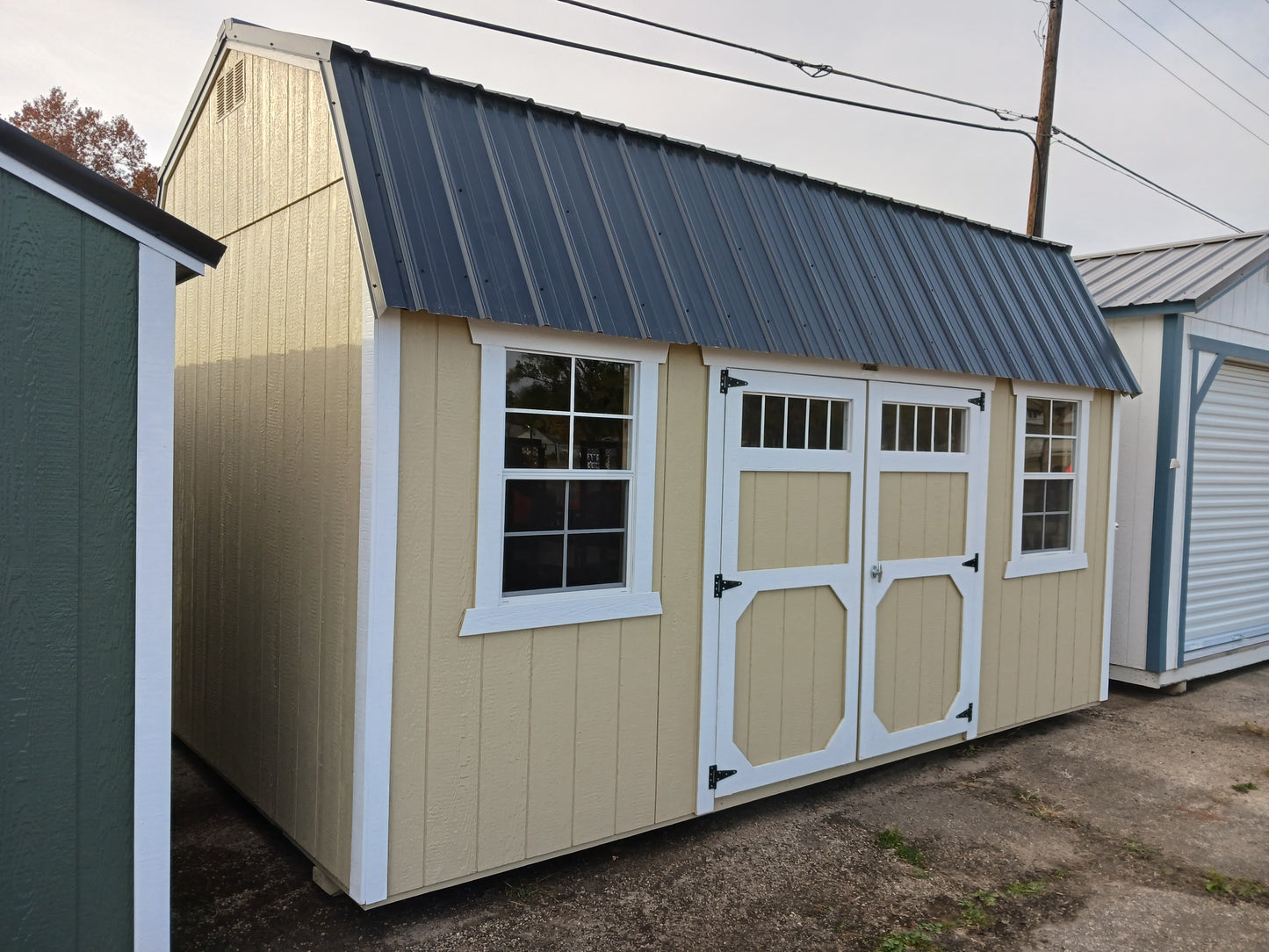 Old Hickory 10x16 Lofted Barn B32