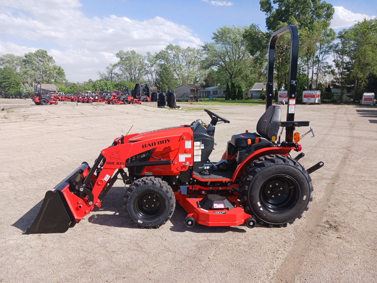 Bad Boy 1025 Tractor w/ Front Loader & 60" Mower