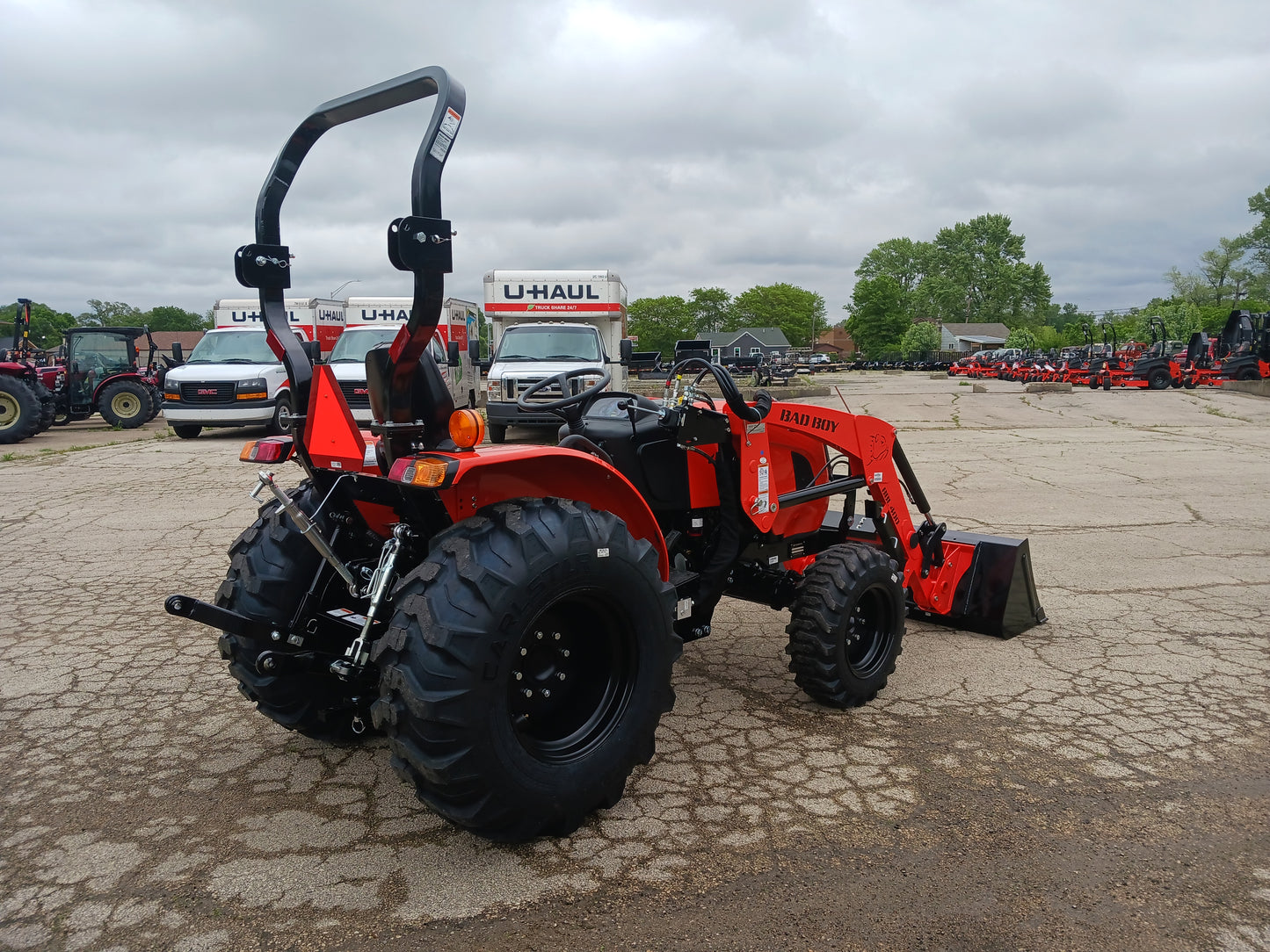 Bad Boy 4035 - 35hp Diesel Tractor w/Loader