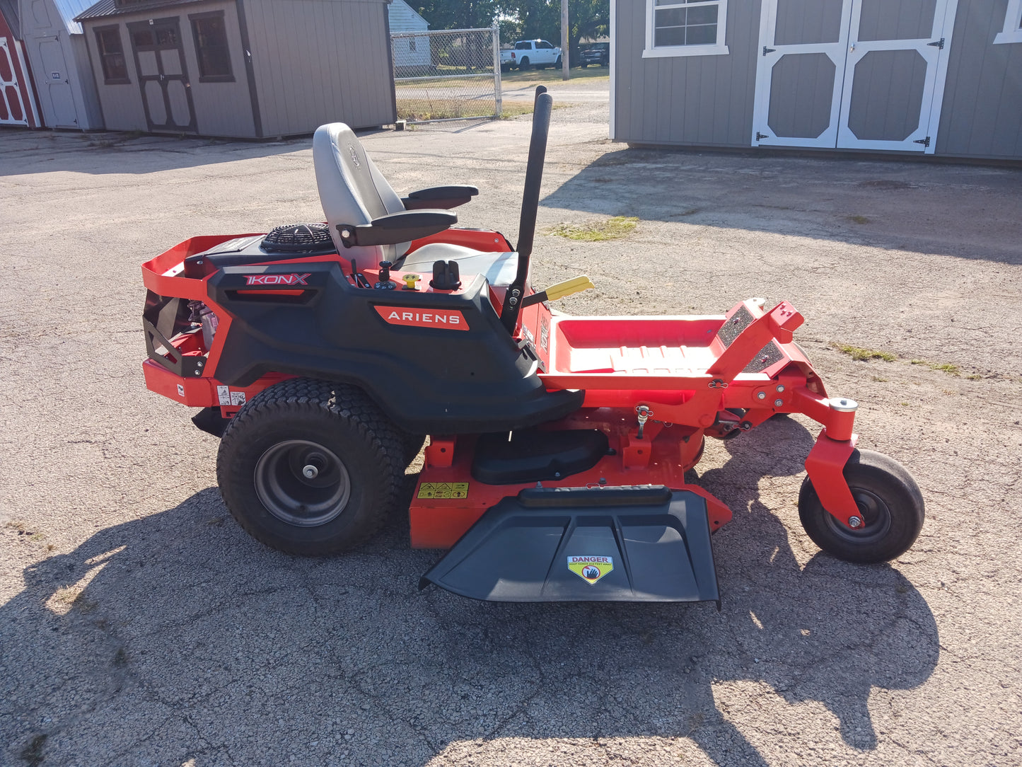 2019 Ariens Ikon 52"