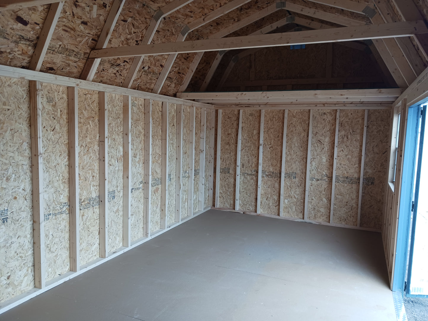 10 x 20 Lofted Barn