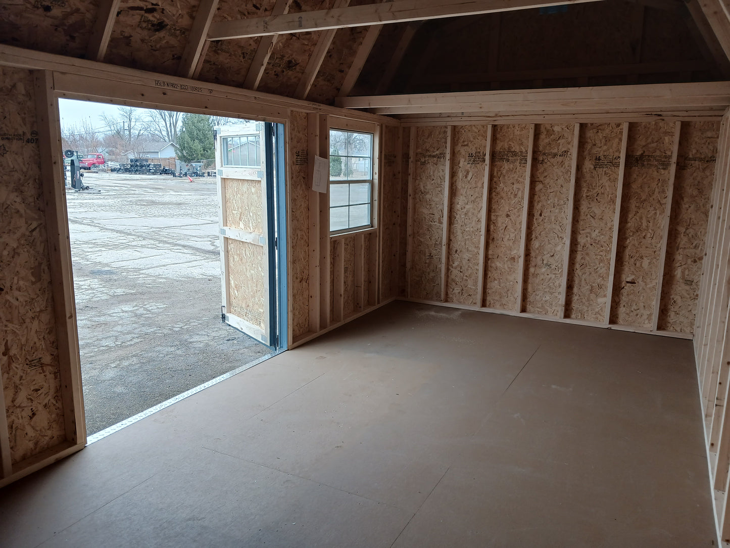 10 x 20 Lofted Barn