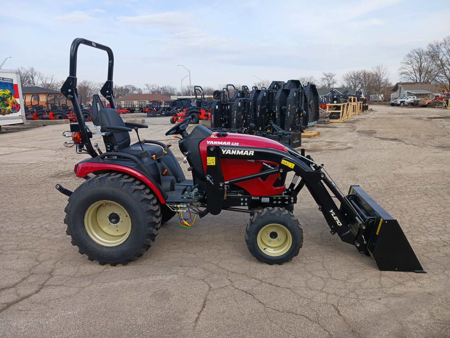 Yanmar SA425 w/ Front Loader