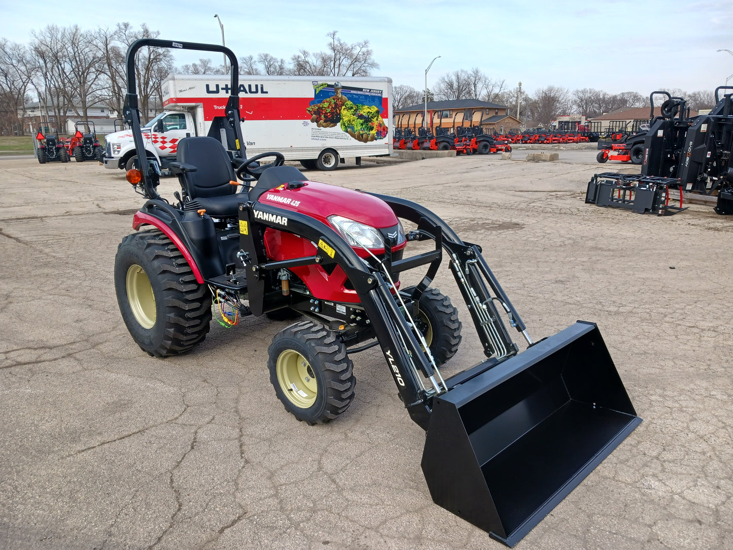 Yanmar SA425 w/ Front Loader