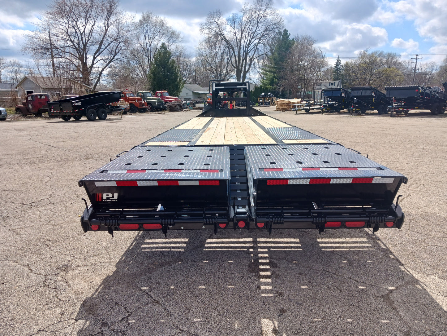 PJ Trailers LD Gooseneck