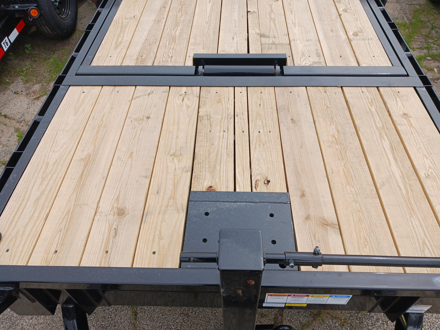 PJ Trailers T6 Equipment Tilt Trailer