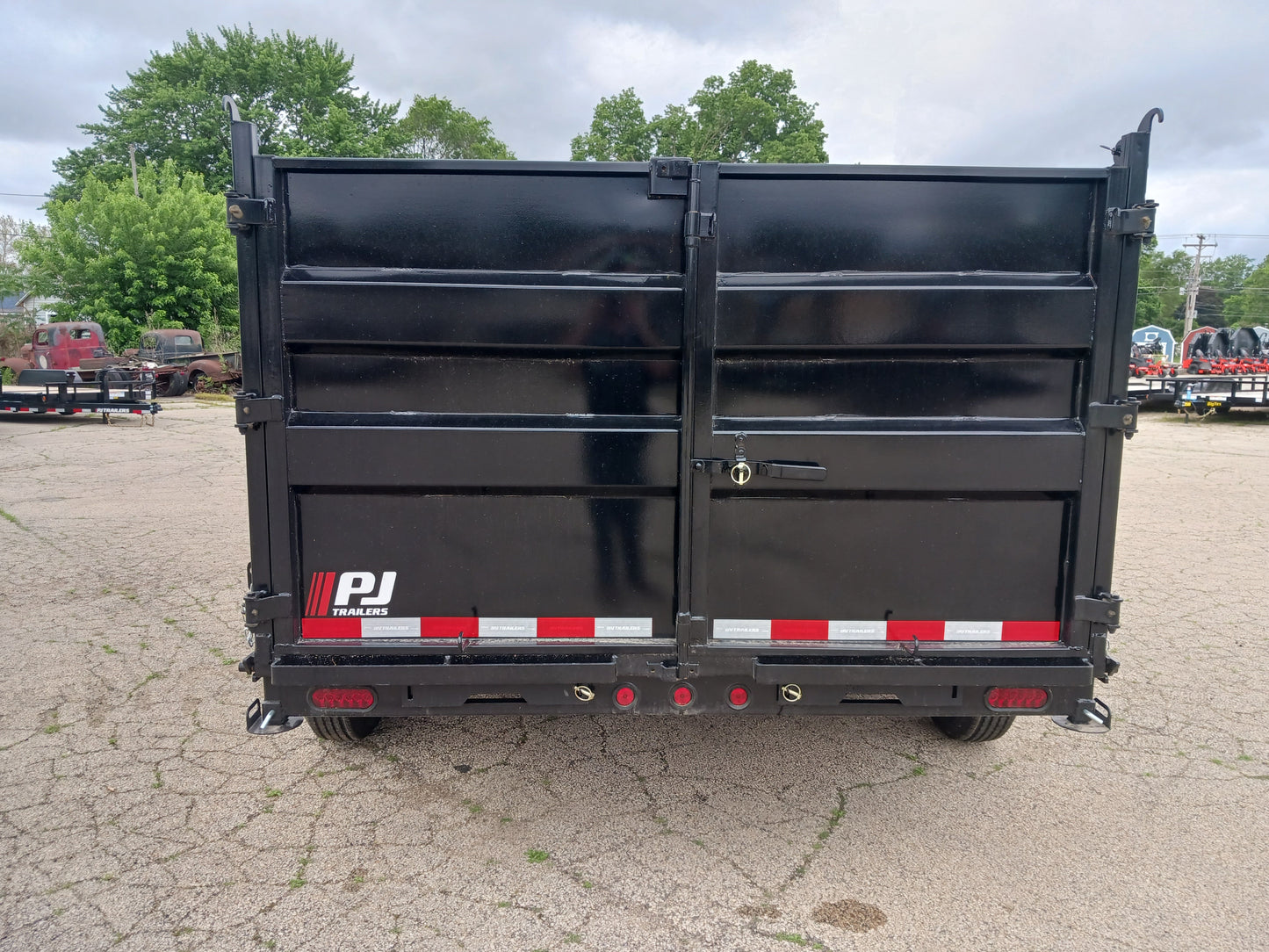 PJ Trailers D7 High Side Dump Trailer