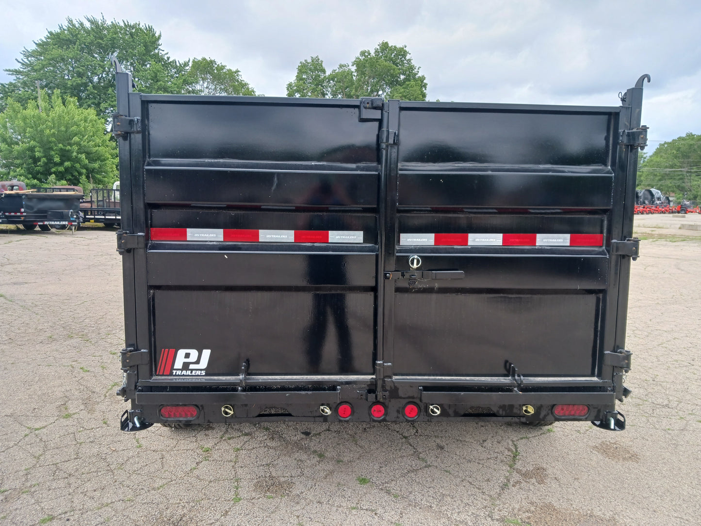 PJ Trailers DM High Side Dump Trailer
