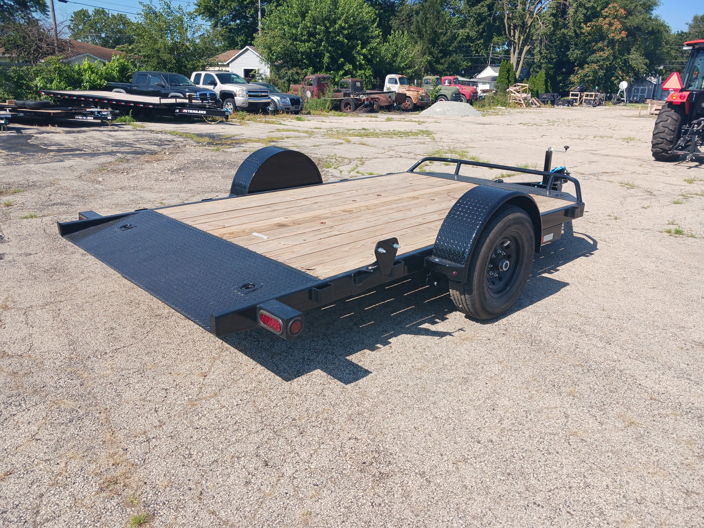 PJ Trailer T1 Tilt Trailer