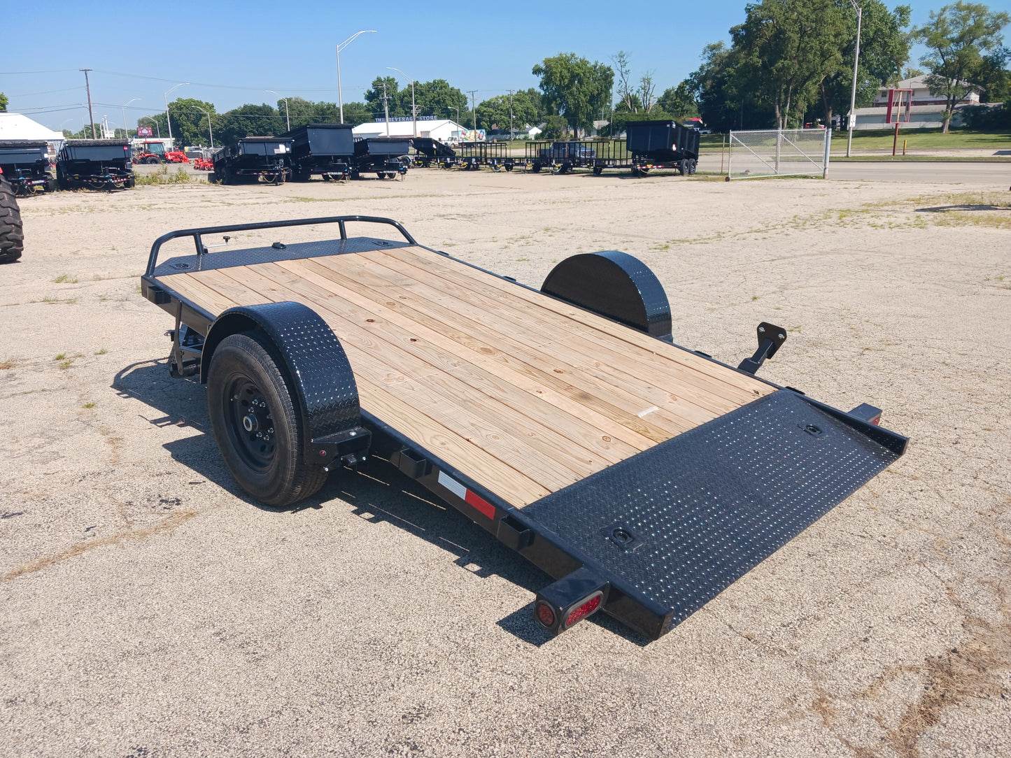 PJ Trailer T1 Tilt Trailer