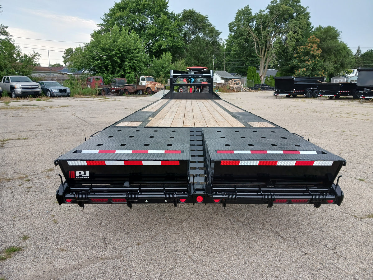 PJ Trailers LS Gooseneck