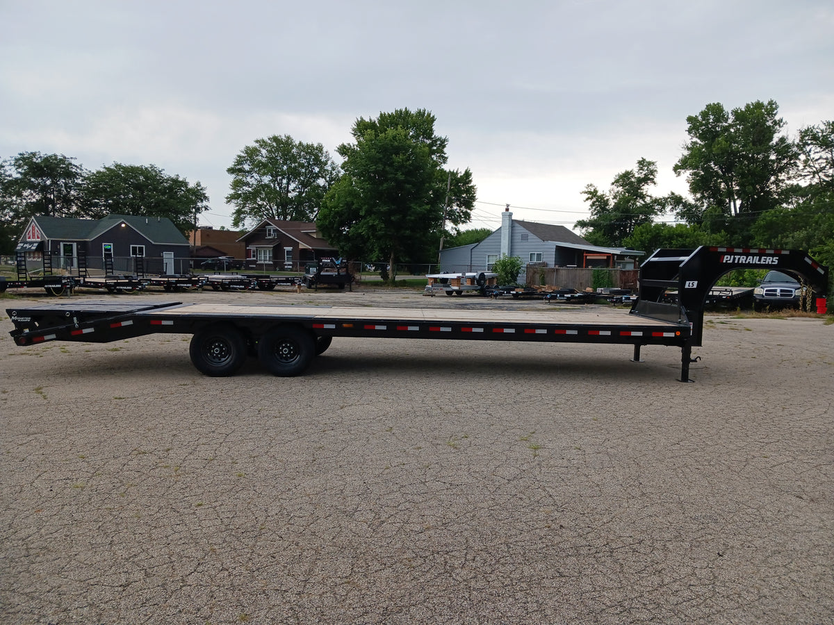 PJ Trailers LS Gooseneck