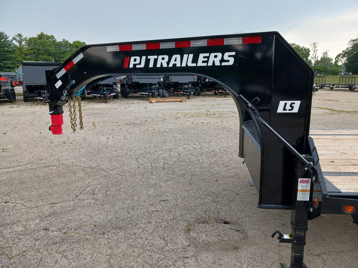 PJ Trailers LS Gooseneck