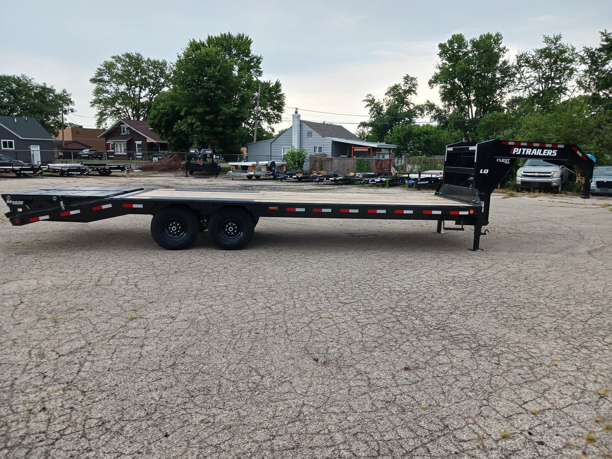 PJ Trailers LQ Gooseneck