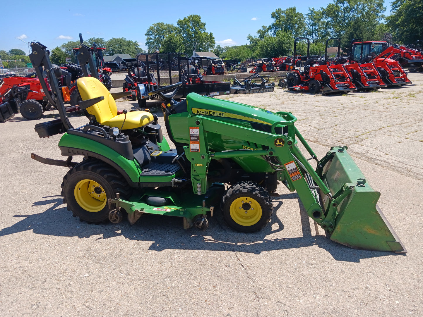 2011 John Deere 1026r