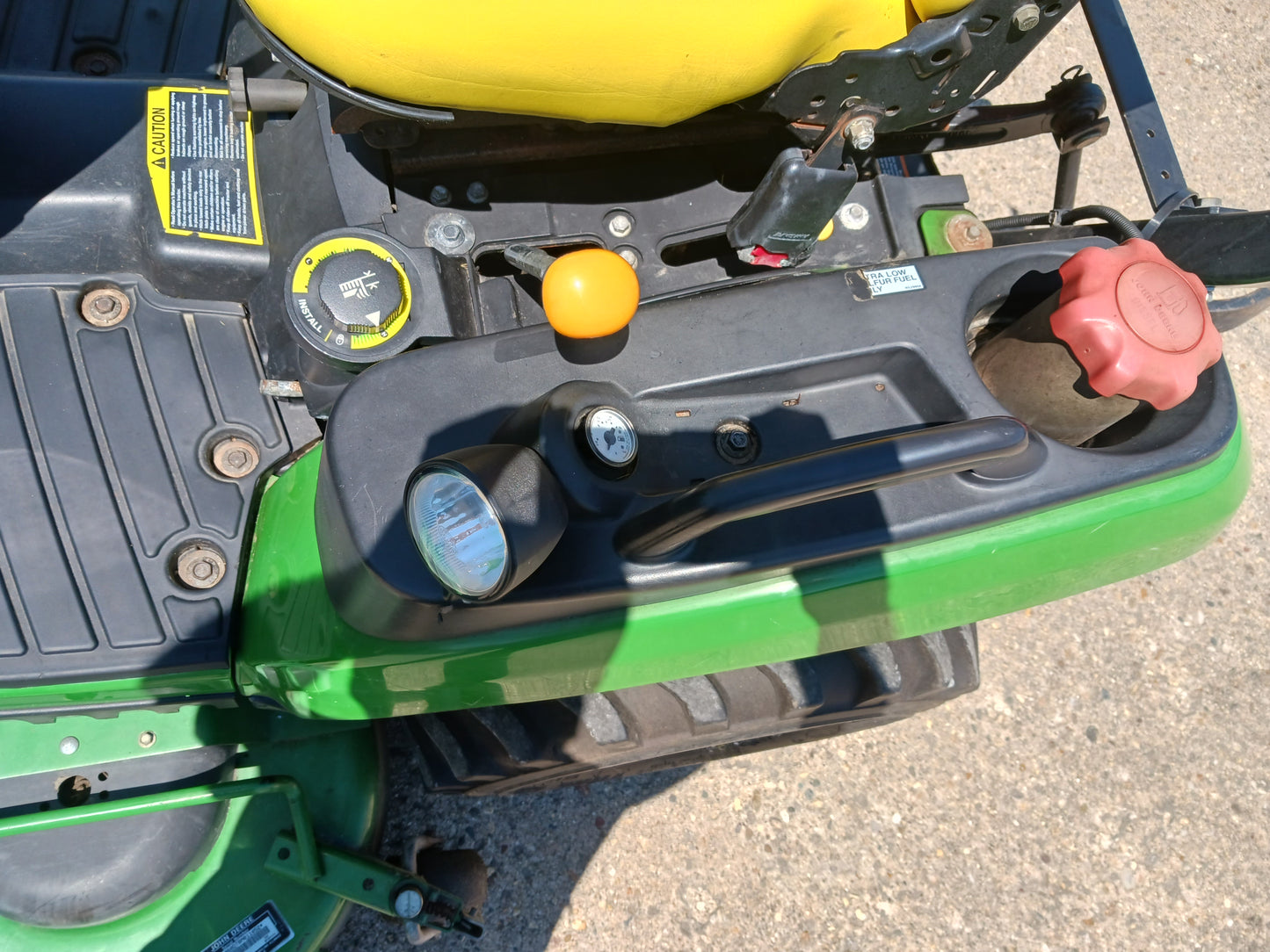 2011 John Deere 1026r