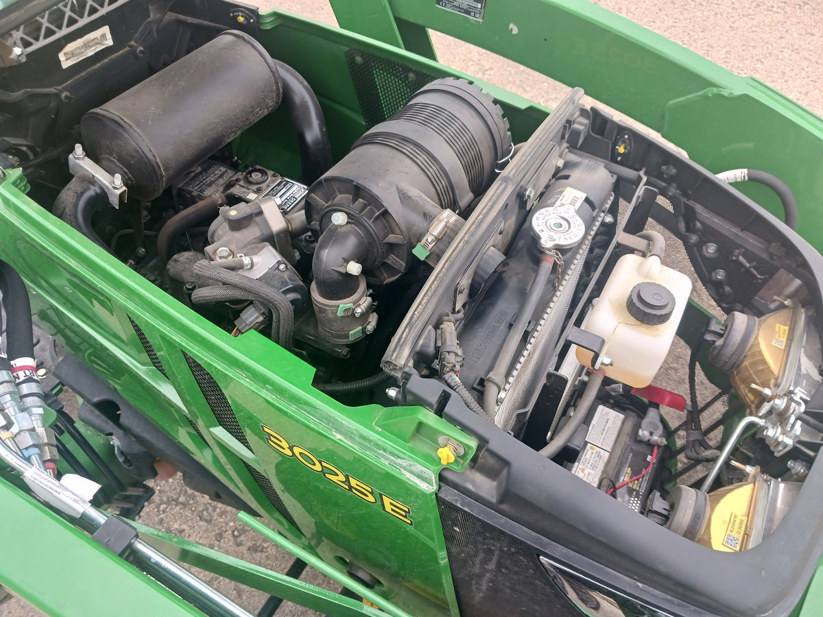 2023 John Deere 3025E