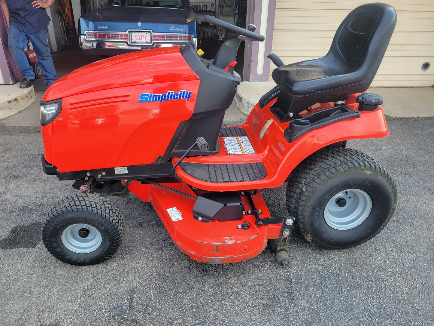 2019 Simplicity Regent 48"