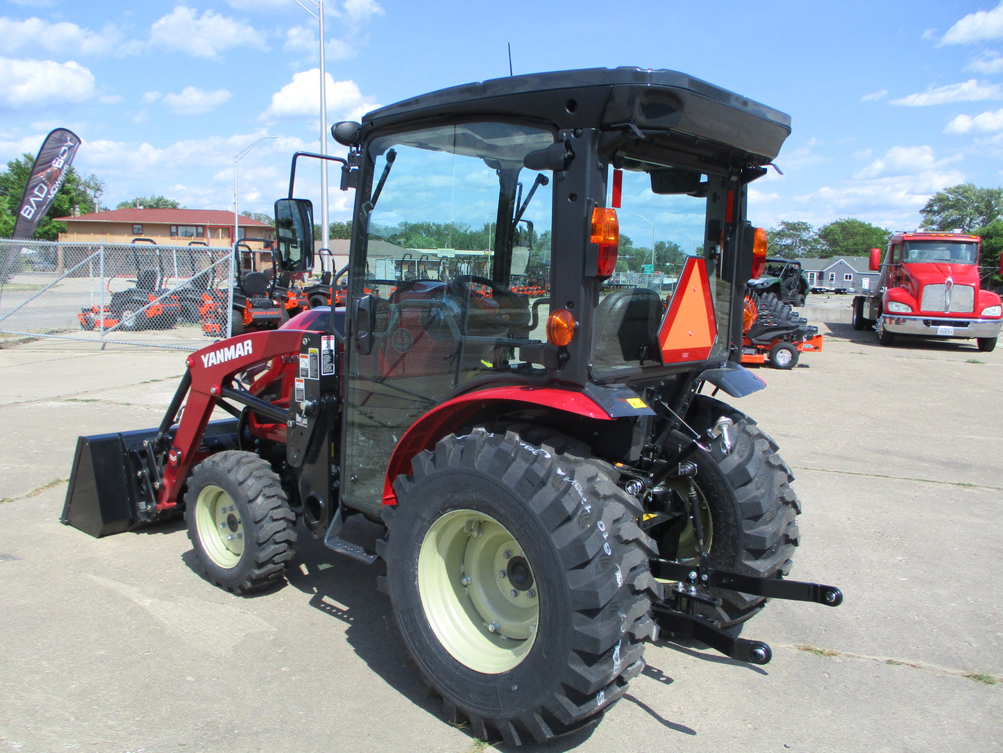 Yanmar YT235 - Optional Cab