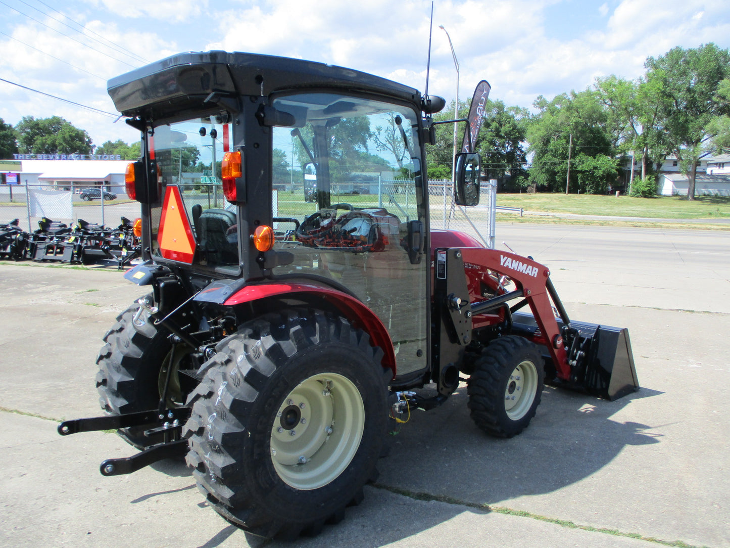 Yanmar YT235 - Optional Cab