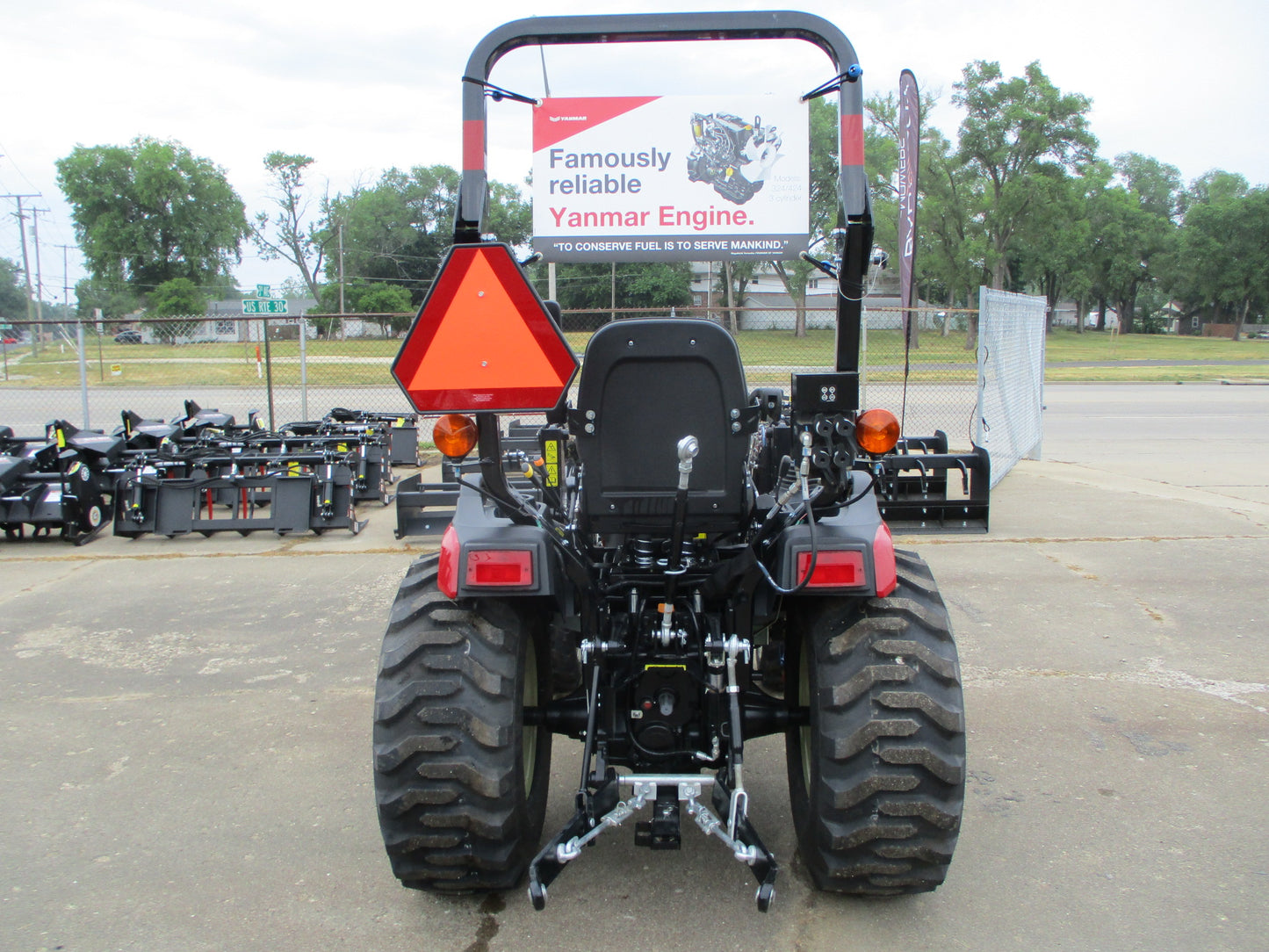 Yanmar SA425 *DEMO w/50hrs* 24hp - Industrial Tires