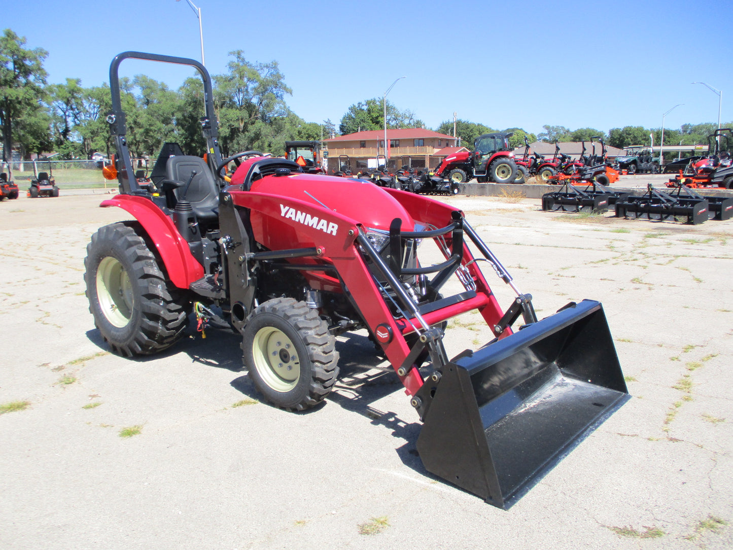 Yanmar YT235 - Optional Cab