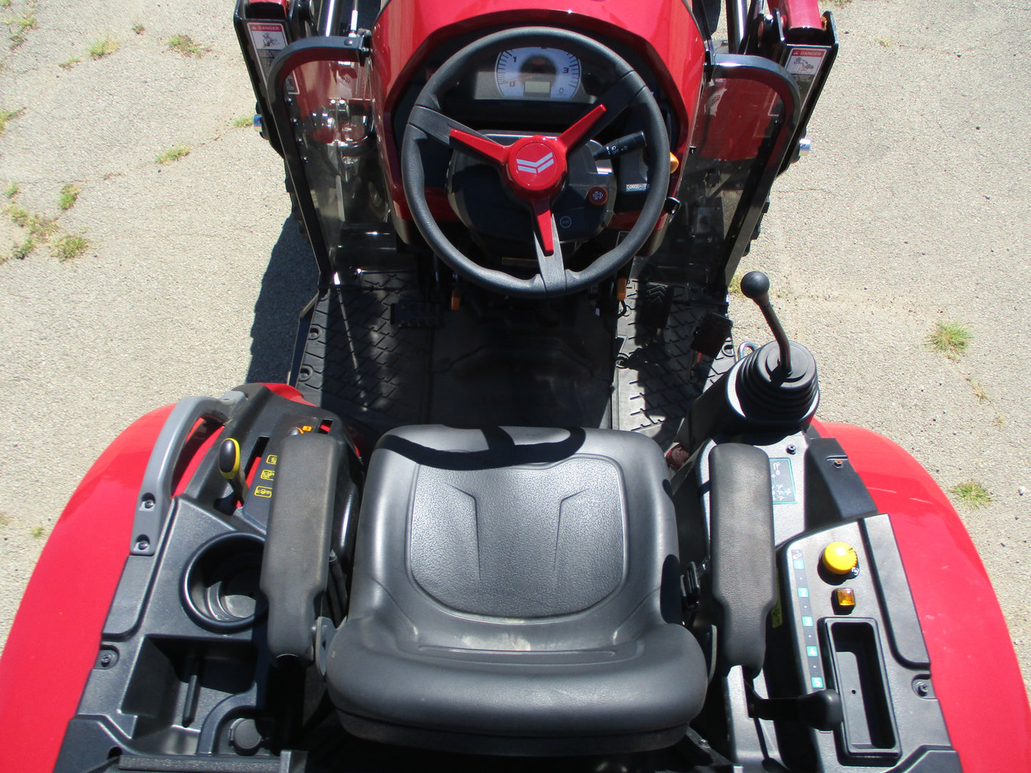 Yanmar YT235 - Optional Cab