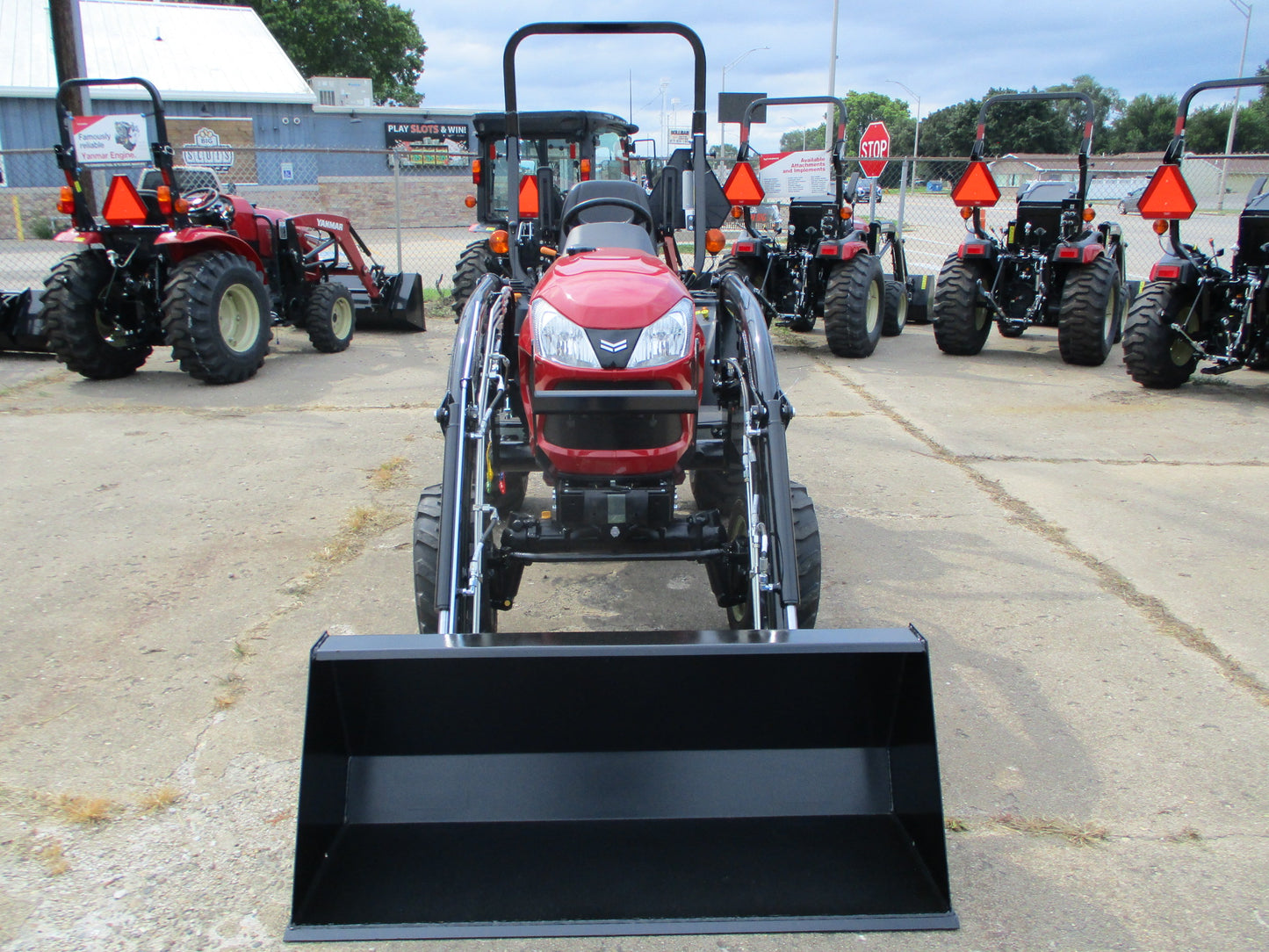 Yanmar SA325/425 24hp Utlity Tractor